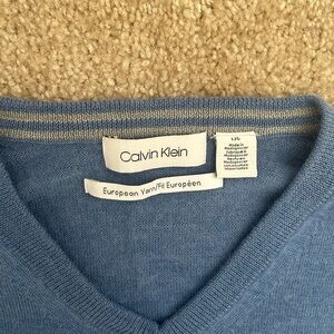 Calvin Klein Men's Blue Sweater